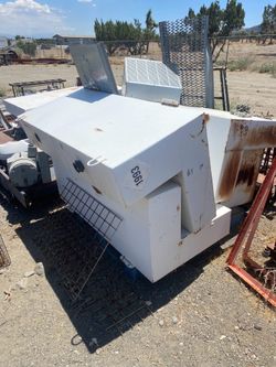 Transfer fuel tank