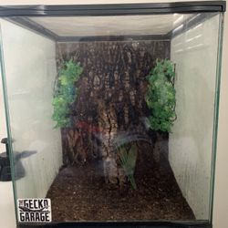 Pre Built-Reptile Enclosure