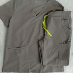 Women's Figs Scrub Set