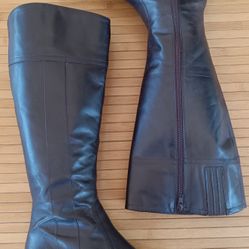 ❤️ MICHELLE D, Ladies Tall Brown Leather Side Zip Boots with Rubber Tread Soles! 🌼 Size: 9.5M