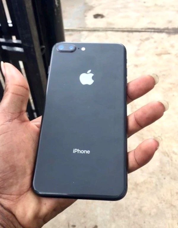 Iphone 8 plus (cricket)