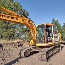 Hyundai Excavator 