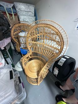 Rattan peacock chair