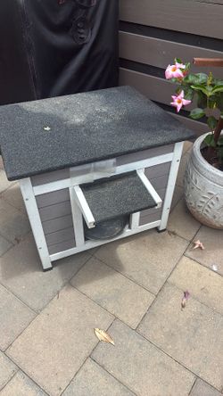 Cat house