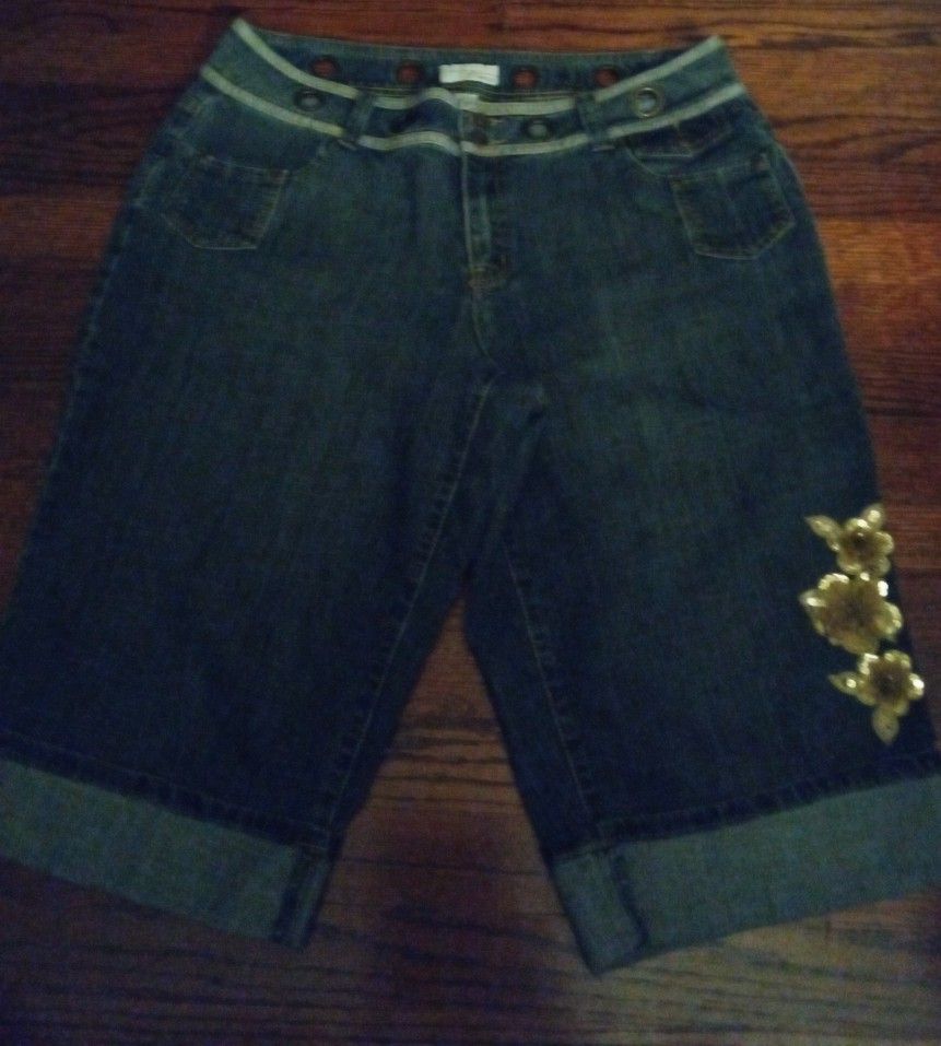 VENEZIA Womens Denim Shorts SIZE18" Wide Leg, 10 Hoop Gold Waist Deco