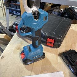 New!!  Electric Pruner 2 Batt & Charger $30 obo