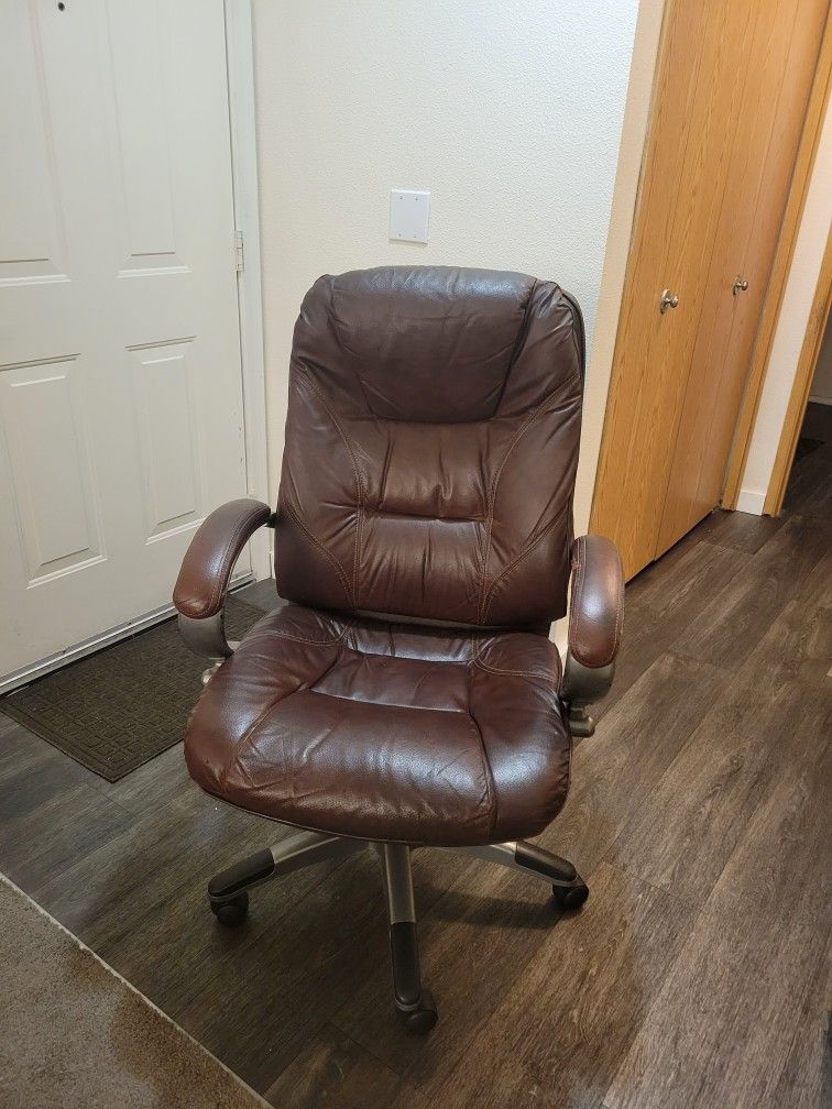 Nice Office Chair