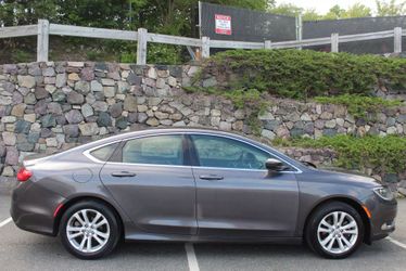 2015 Chrysler 200 Limited Sedan 4D