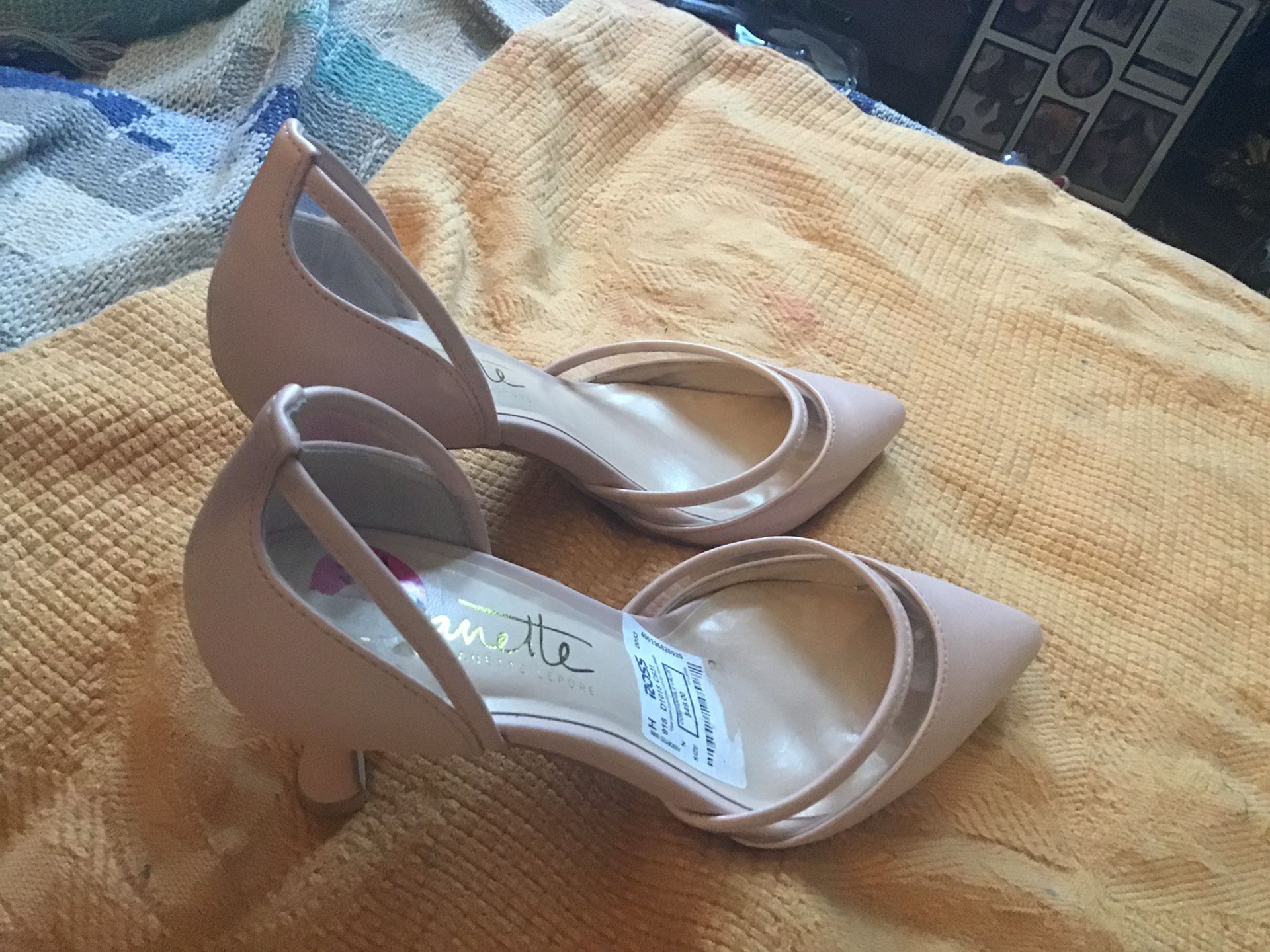 Nanette Leopolda pink heels low new w tags size 6 1/2