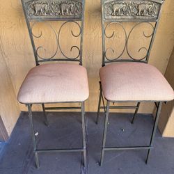 2 Metal Bar Stools – Cute Design, Good Condition