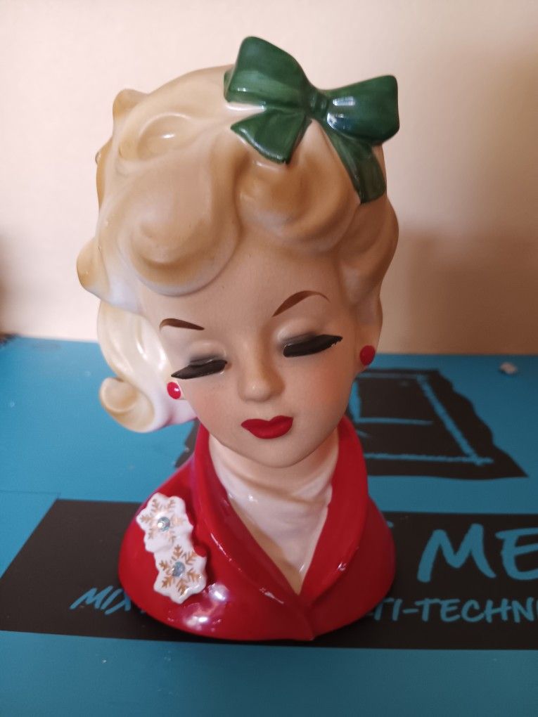 Christmas NAPCO headvase