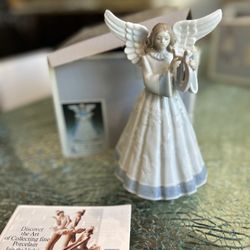 Lladro Angel Navidad Heavenly Harpist #5830