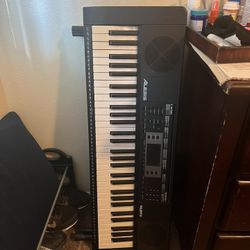 Keyboard/piano