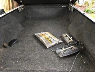 2006 Dodge Ram long bed rug Guard