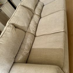 *MUST GO* Amazingly Comfy Couch 