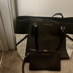 Micheal Kors Wallet And Purse