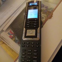 Mob Såkaldte etiket Logitech Harmony 720 Remote With Charger Stand for Sale in Prineville, OR -  OfferUp