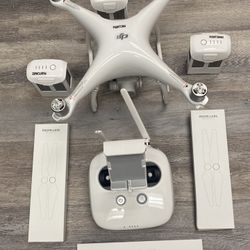 Phantom 4 Drone 