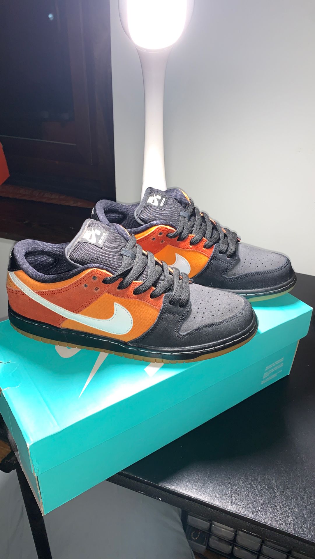 Nike Dunk SB Low Reverse Raygun Sz 8