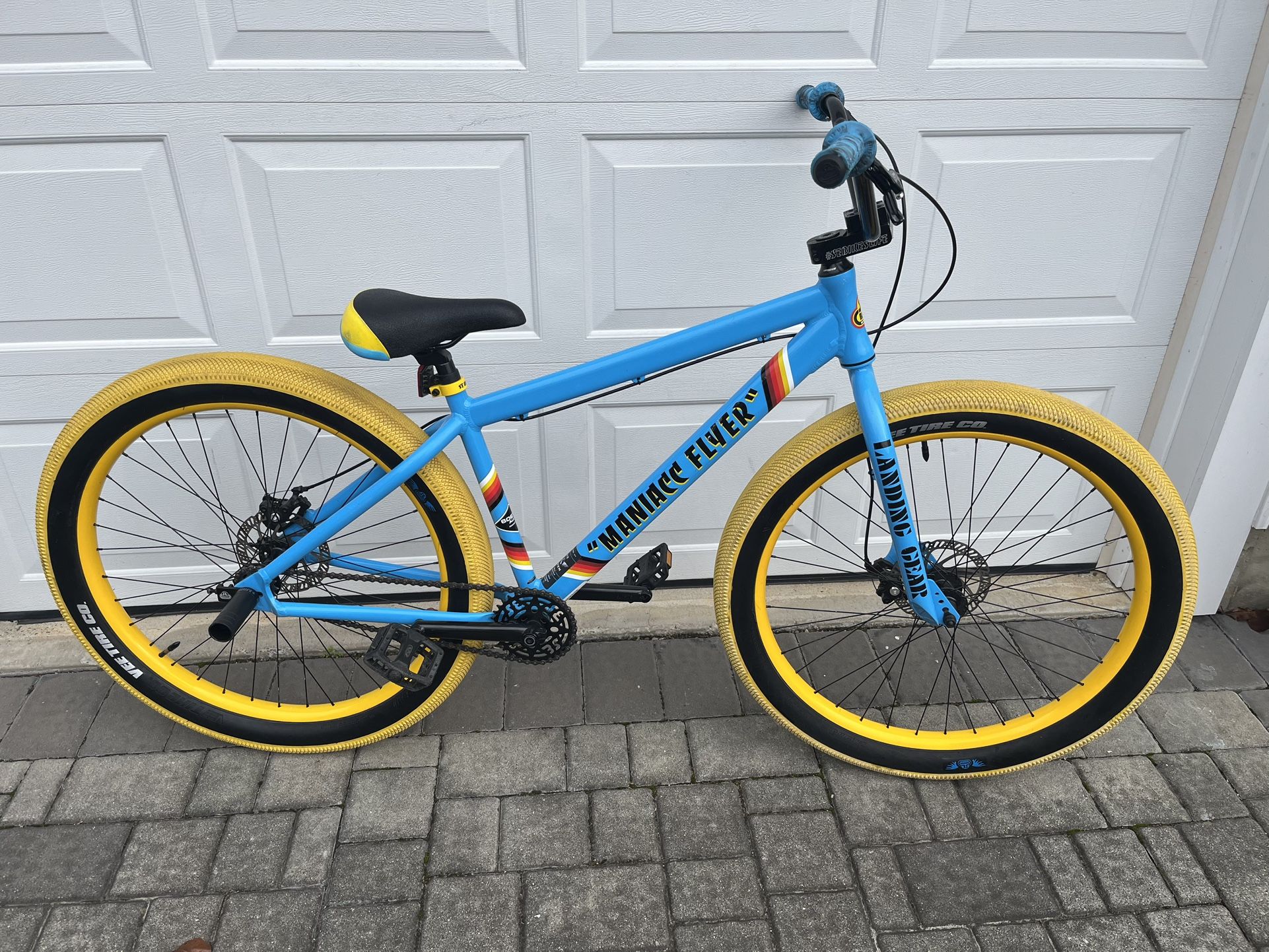 SE Maniacc Flyer 27.5 Inch BMX Bike