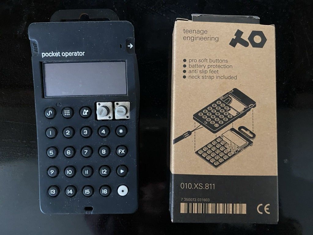 Po-33 (Broken Headphone Jack)