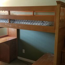 Loft Dresser Bed With Stairs And Desk