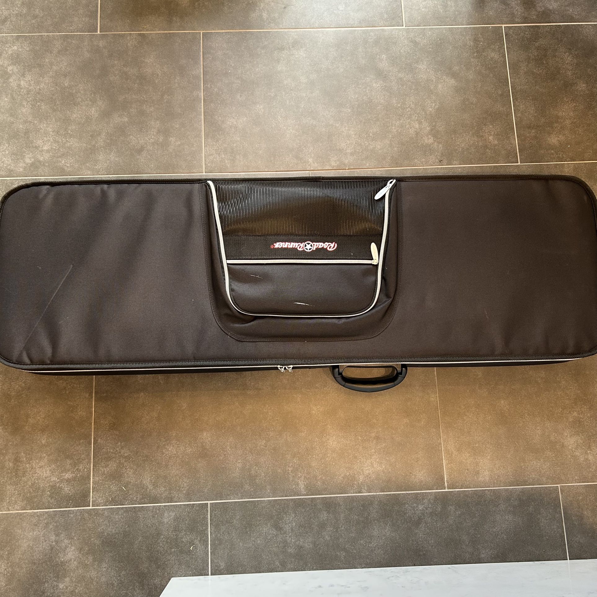 Hard Case For Bass Guitar Polyfoam Road Runner