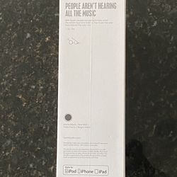 Beats EP Wired On-Ear Headphones - Built in Mic and Controls - Black