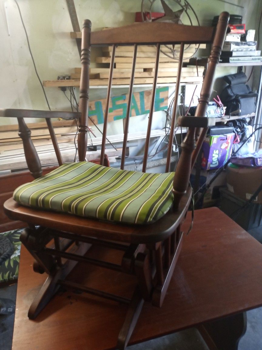 Wood Rocker/ Glider Chair