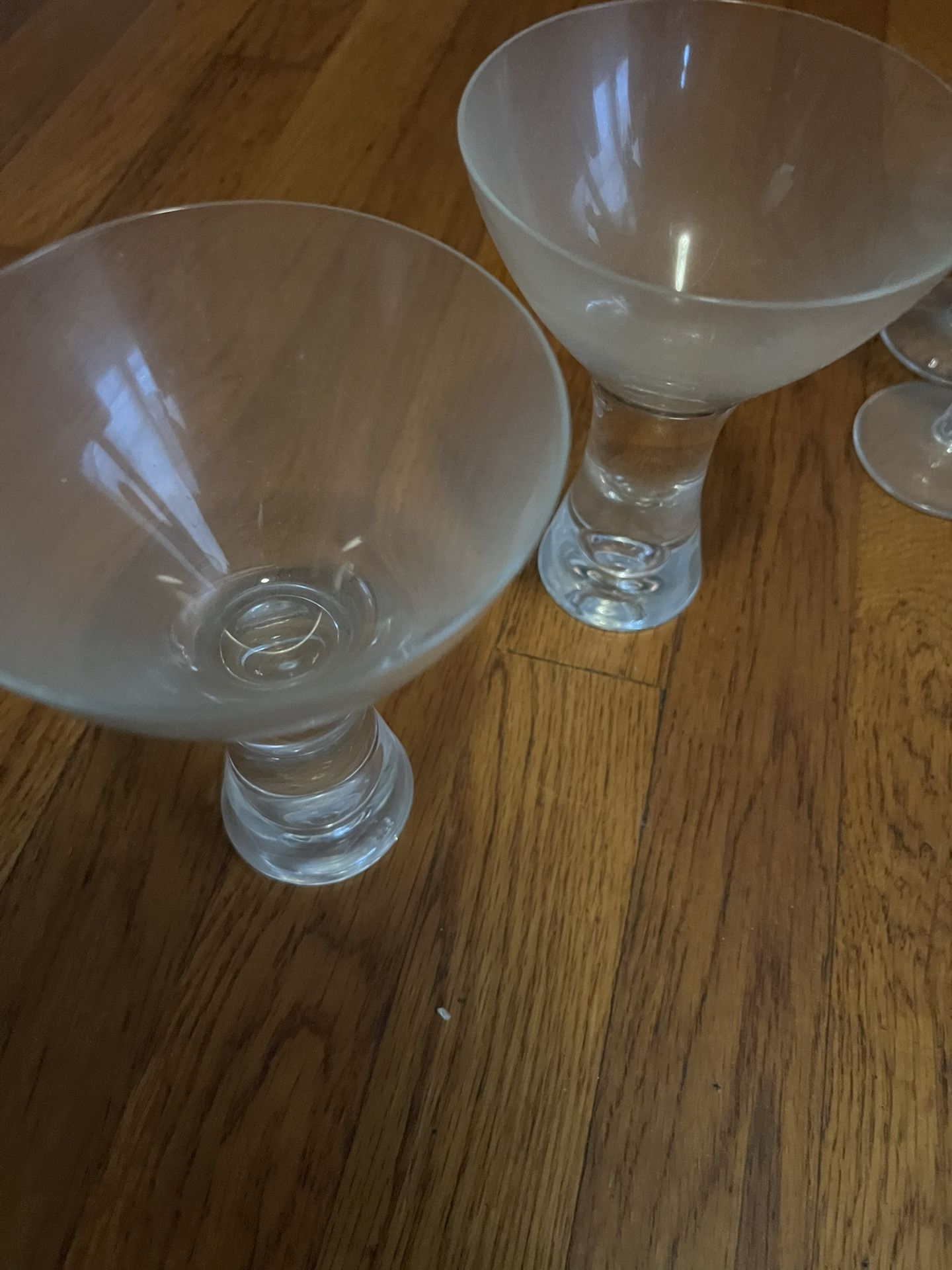 Free Wineglass