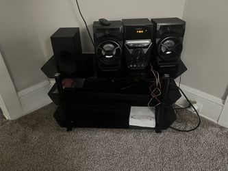 GLASS TV STAND