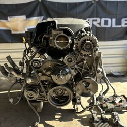 GM LS 6.2L 430hp-417ft-obs Torque 93k Miles complete  with harness and computer 