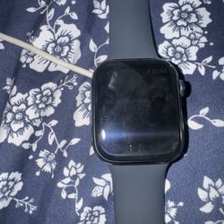 Apple Watch Series 8