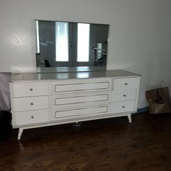 Vintage 70s Mid Century Light Bedroom Set! Beautiful 