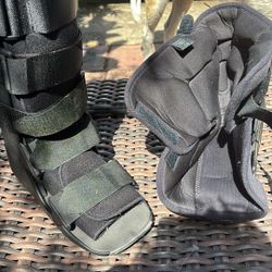 Walking Boot For Orthopedic Issues, Sprained Ankles But In Great Condition