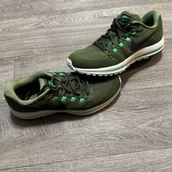 Nike Air Zoom Vomero 12 running shoes in Legion Green