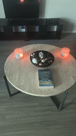Coffee table 2 end tables