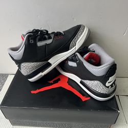 Air Jordan 3 Retro Size 4.5   #4029