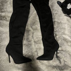 Thigh High Size 9 Boots 