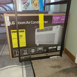 LG Air Conditioner Brand New Never Used Large Room 