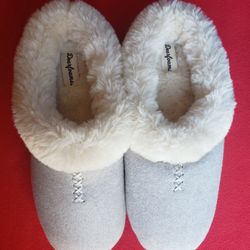 Dearfoams  Women's Slippers