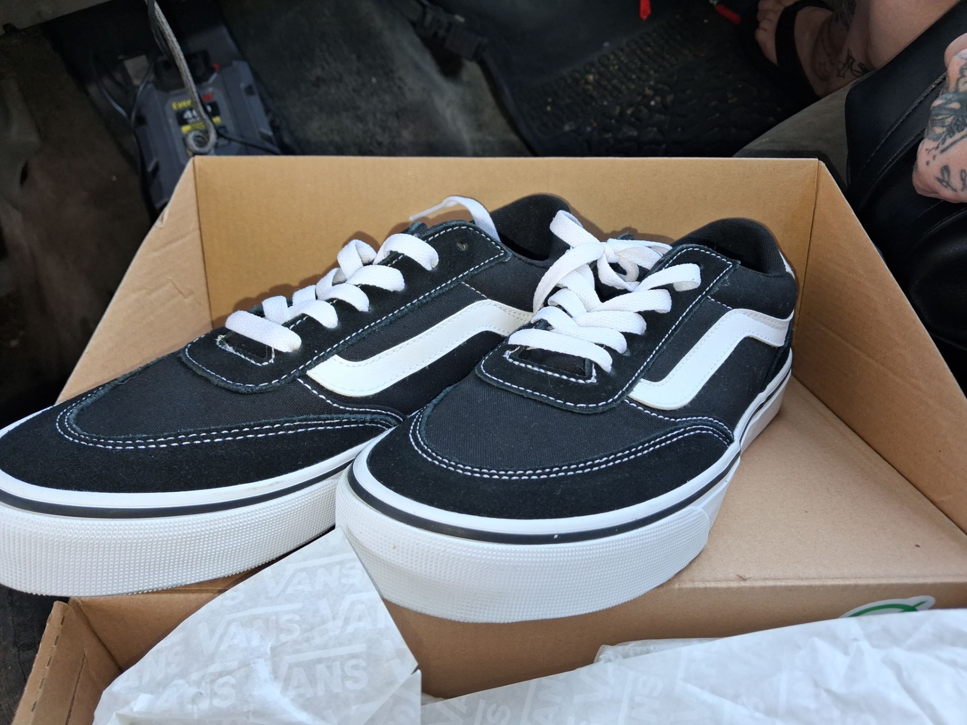 Vans size 8 brand new never worn