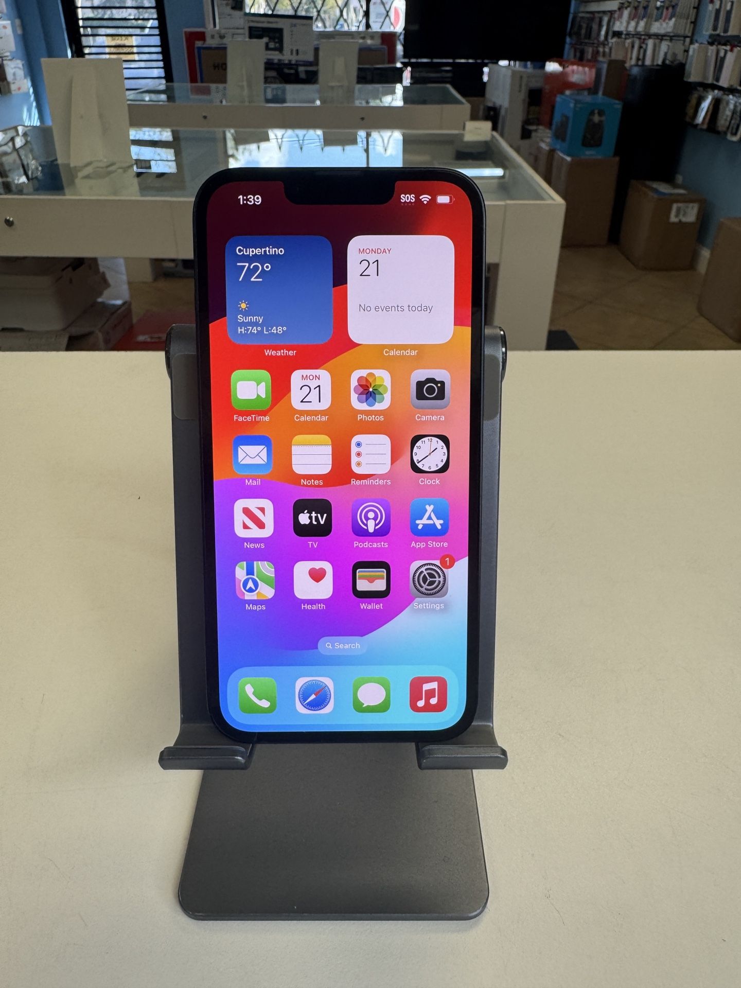 Apple iPhone 13 128GB T-Mobile /Metro/Simple Mobile Apple Care Till 2025