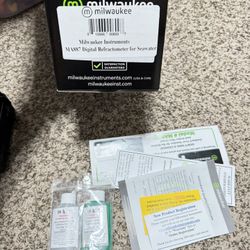 Milwaukee MA887 Digital Refractometer