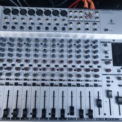 Beringer MX2004A