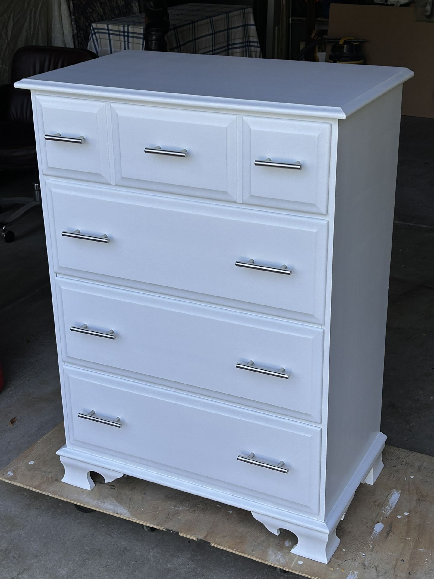 Dresser