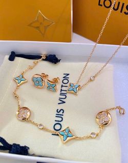 New set 18k stainless steel good comes earrings necklace and bracelet