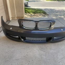 2008-13 BMW 135i M SPORT FRONT BUMPER WITH GRILLE