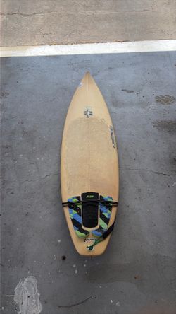Surfboard by Borst Surfbords Good Condition Ready for Summer!