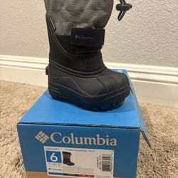 COLUMBIA little Kid Toddler Snow Boots TODDLER powder Bug Plus II UNISEX Size 6 Toddler